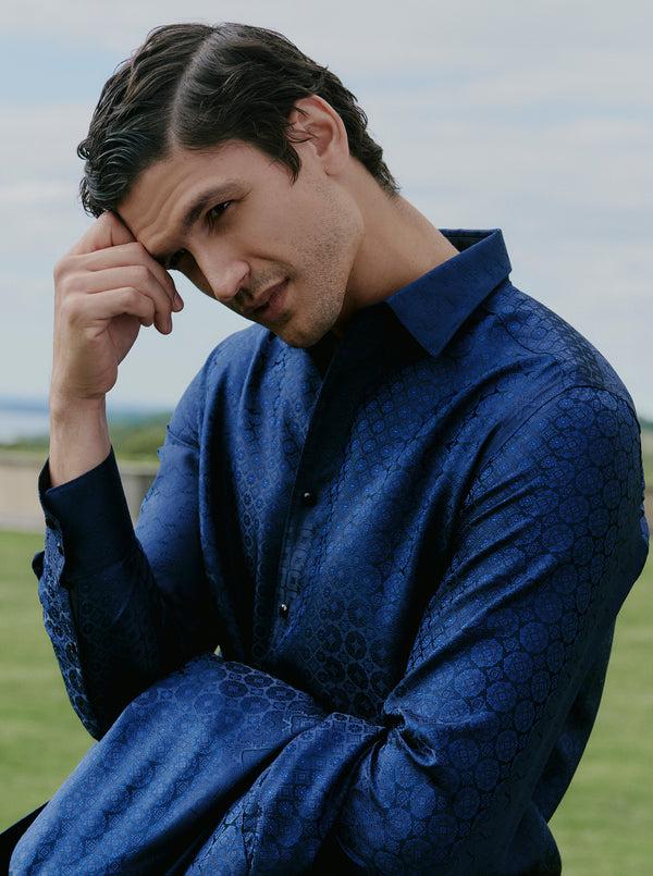 Robert Graham LIMITED EDITION NOBLE TOUCH LONG SLEEVE BUTTON DOWN SHIRT