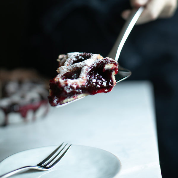 Robert Welch Signature Pie/Flan Server