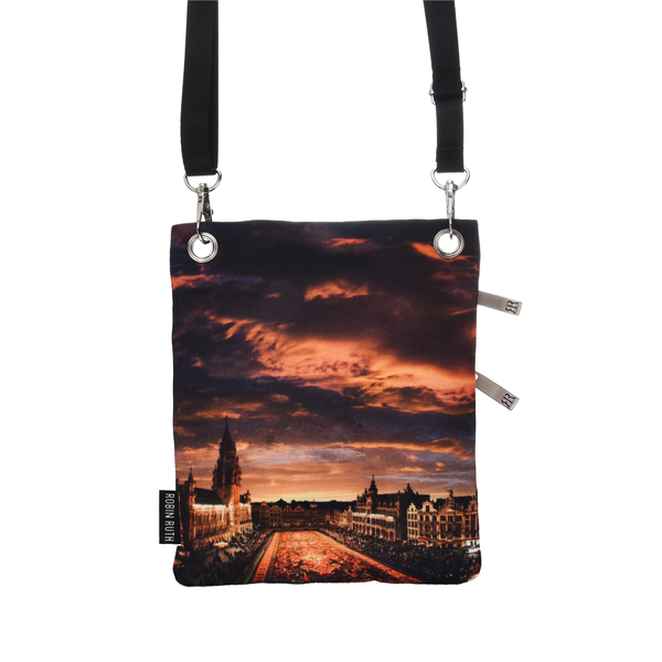 Robin Ruth Passport Bag - Brussels - Grand Place