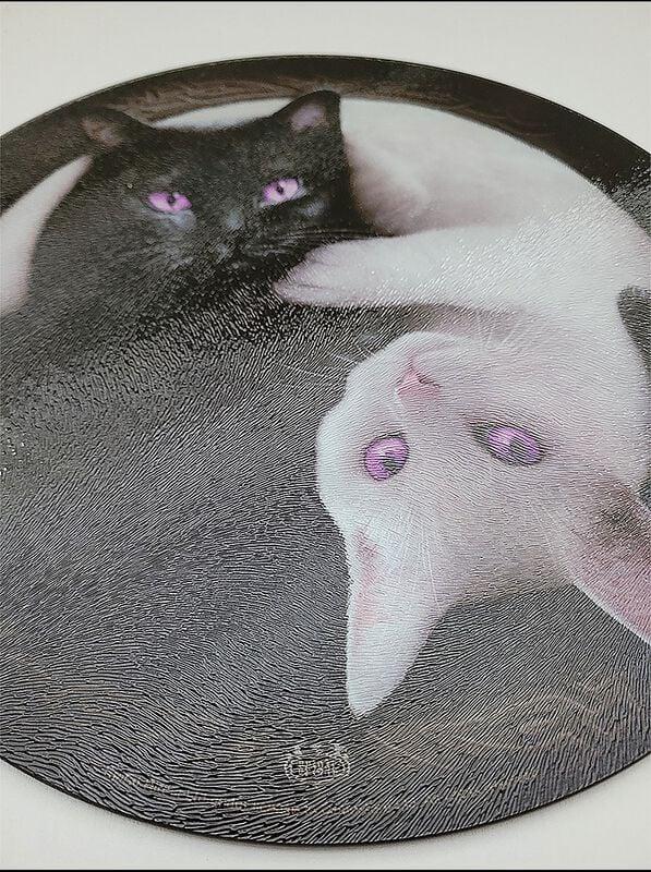 Rock Revival "Ying Yang Cats" Cutting Board Multicolour By Spiral