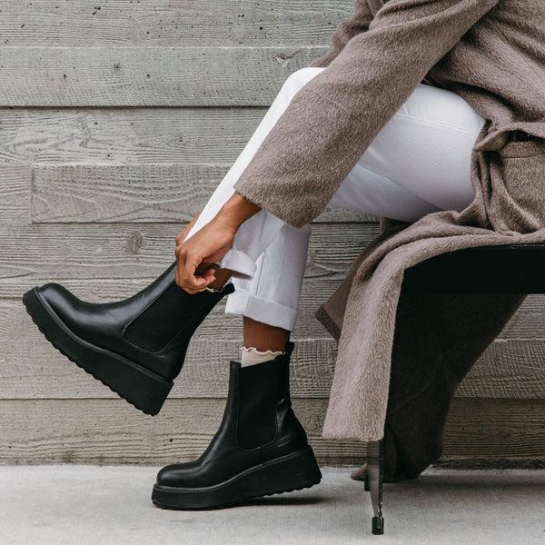 Rocket Dog Heyday All Black Platform Chelsea Boot