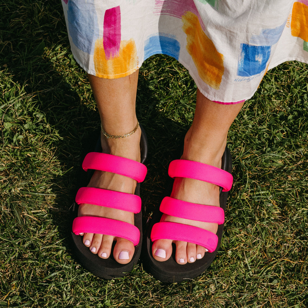 Rocket Dog Smile Pink Strappy Sandal