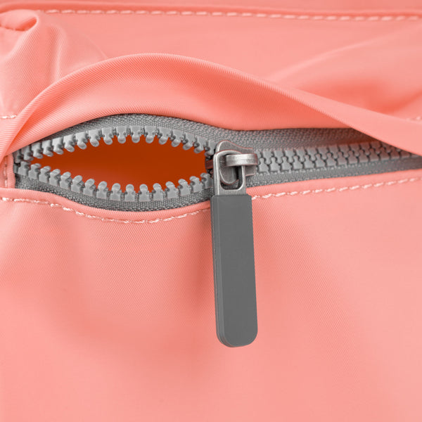 Roka London Moorgate Messenger In Punch