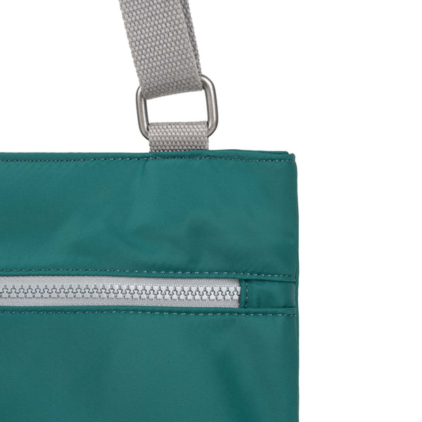 Roka London Moorgate Messenger In Teal