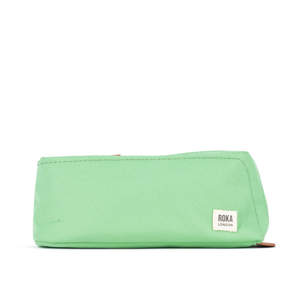 roka london Pimlico Pouch in Peppermint