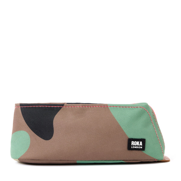 roka london Pimlico Pouch in Vintage Camo