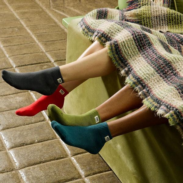 Roka London Wembley Ankle Socks For Women In Cranberry