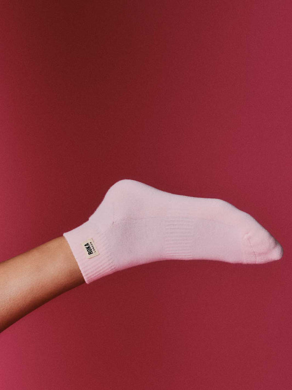 Roka London Wembley Ankle Socks For Women In Transcendent Pink