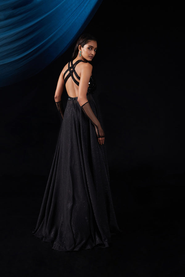 Roqa Chic Noir Cape Set
