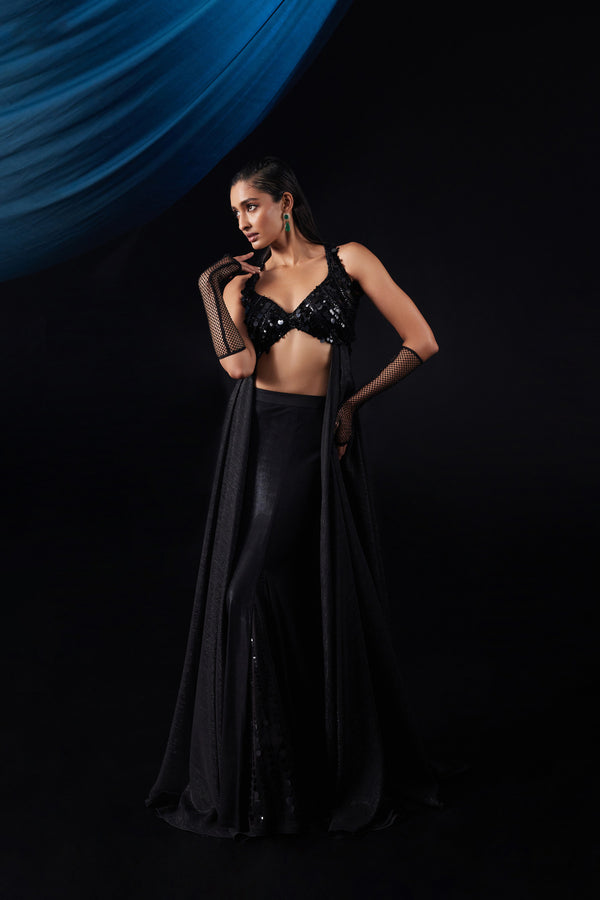 roqa Chic Noir Cape Set