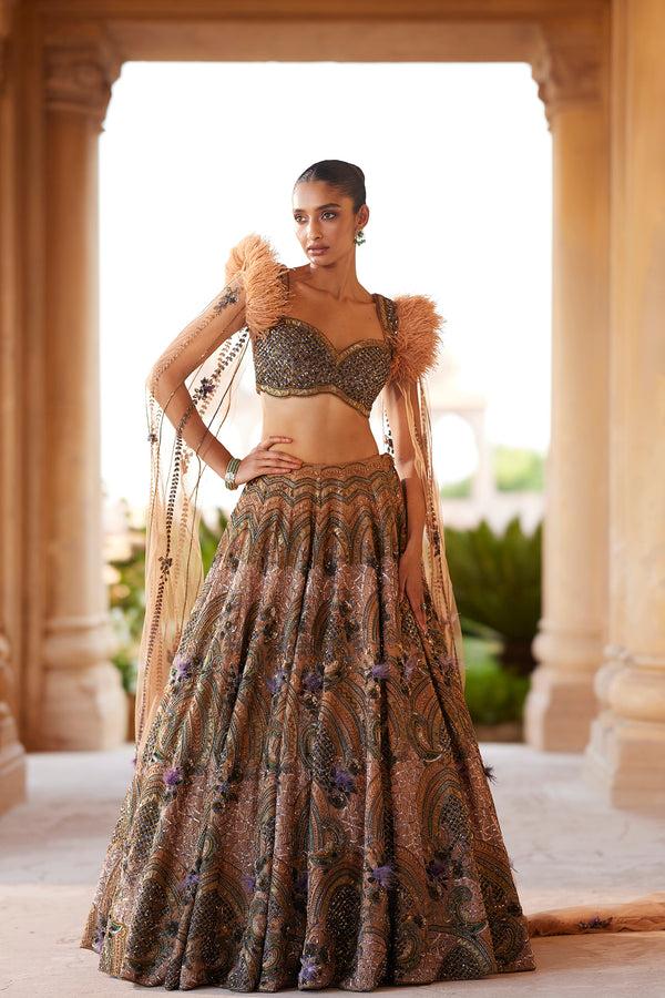roqa Faarida Faarida Lehenga set