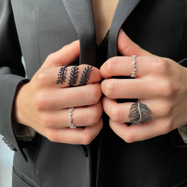 Rosa De La Cruz CASCADE RING