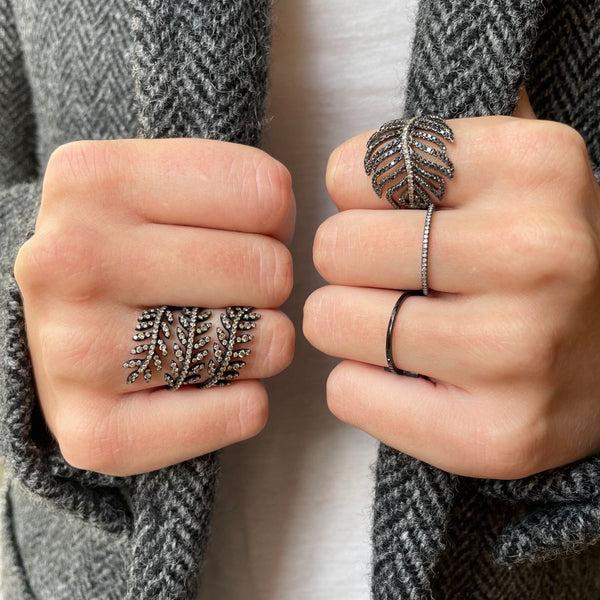 Rosa De La Cruz TRIPLE IVY RING