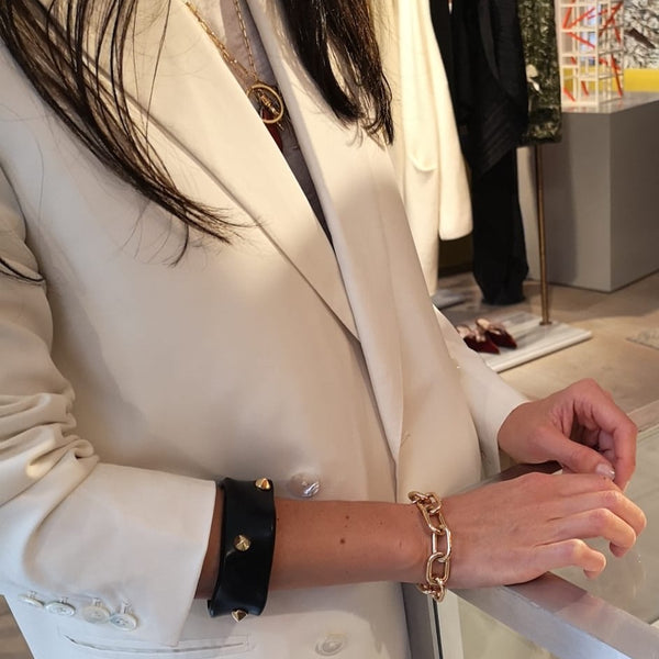 Rosa De La Cruz WAVY EBONY BANGLE