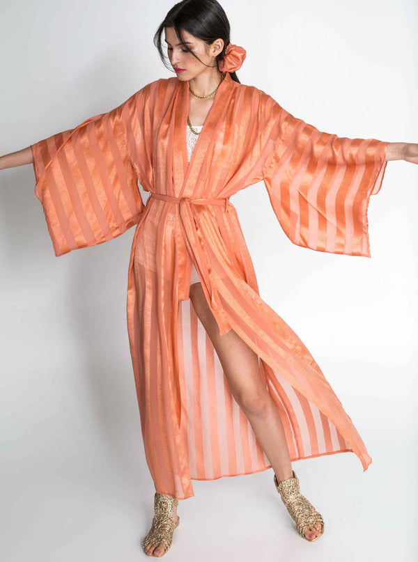 Roses Are Red AIKO SILK KIMONO - CORAL
