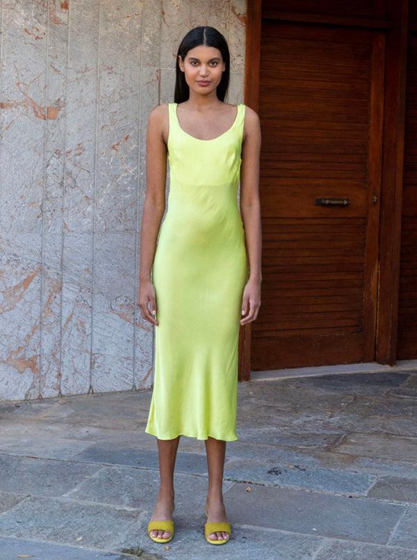 Roses Are Red CHARLOTTE MIDI DRESS - LIME