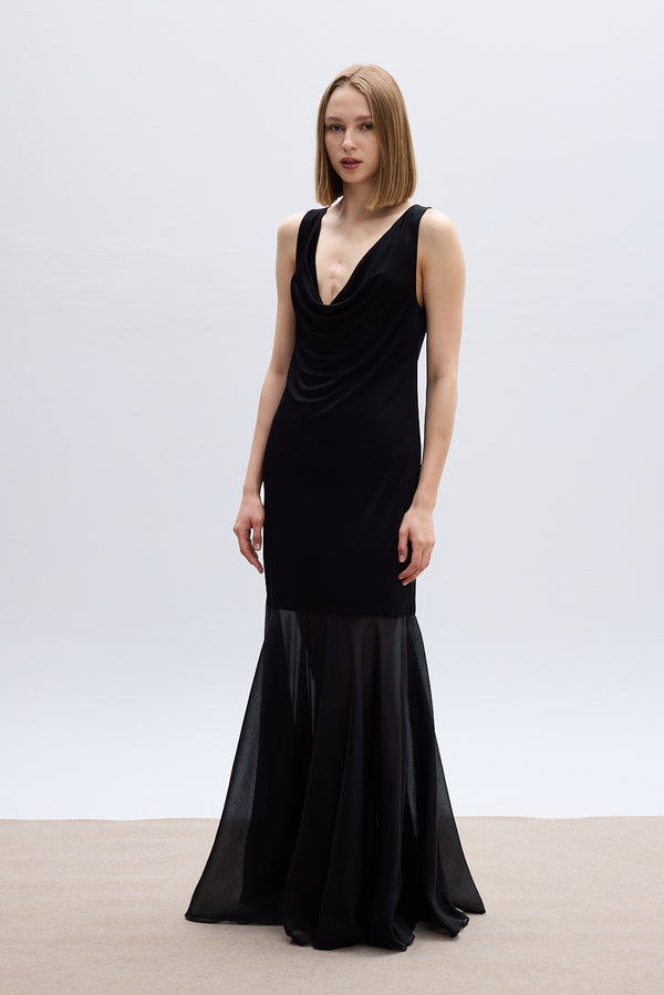 Roses Are Red LOU MAXI DRESS - BLACK