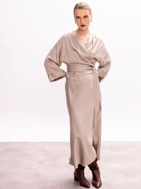 Roses Are Red THE GREY SKIRT