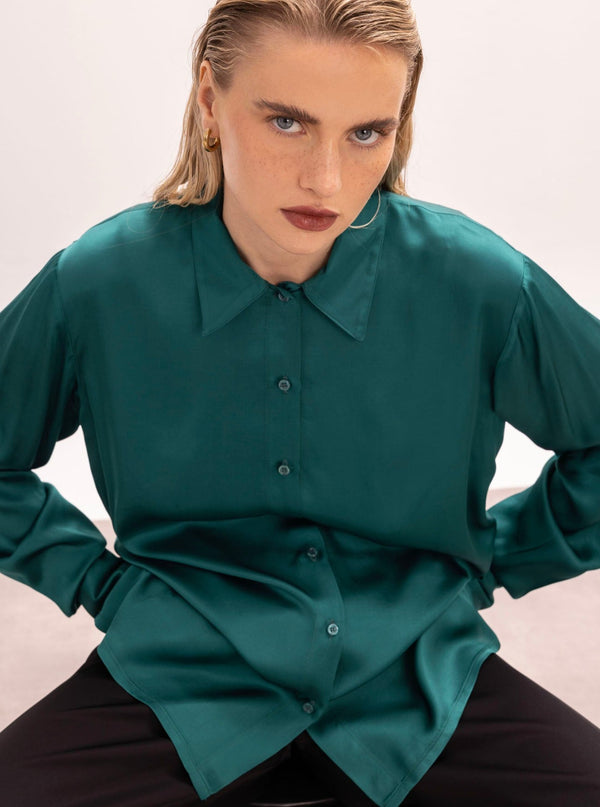 Roses Are Red THE SHIRT - EMERALD GREEN