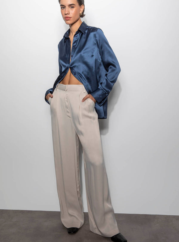 Roses Are Red THE SILK SHIRT - MIDNIGHT BLUE