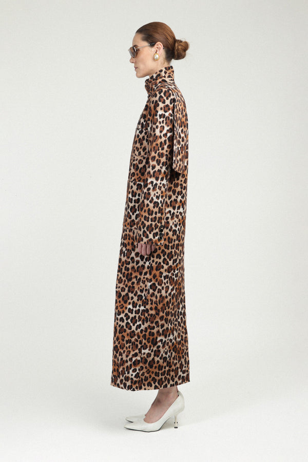 Rowen Rose Long Coat With Pockets In Velvet