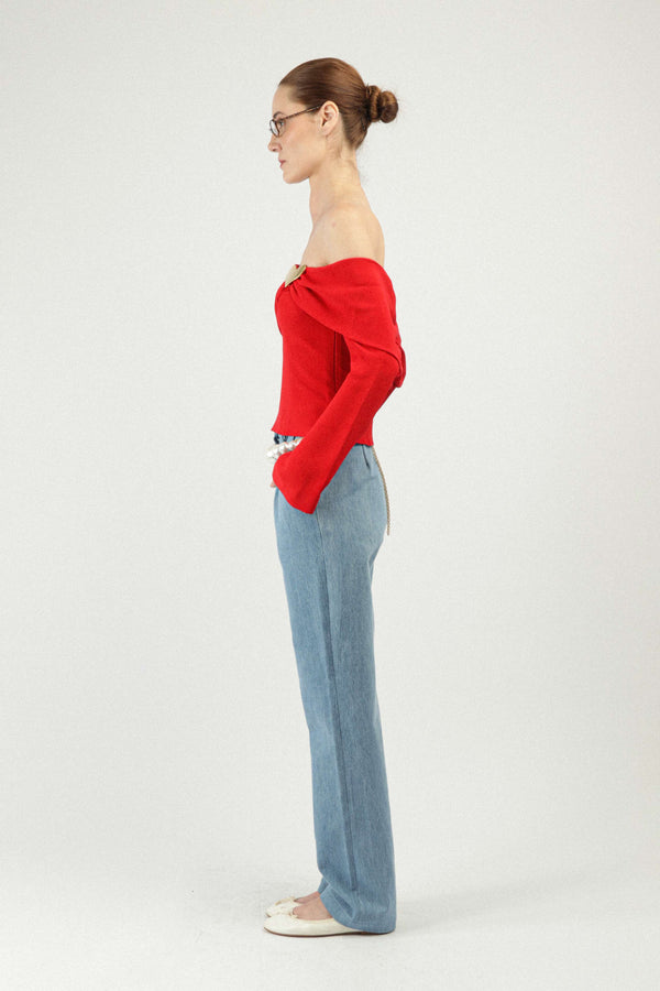 Rowen Rose Off-shoulders Top With Heart Jewel