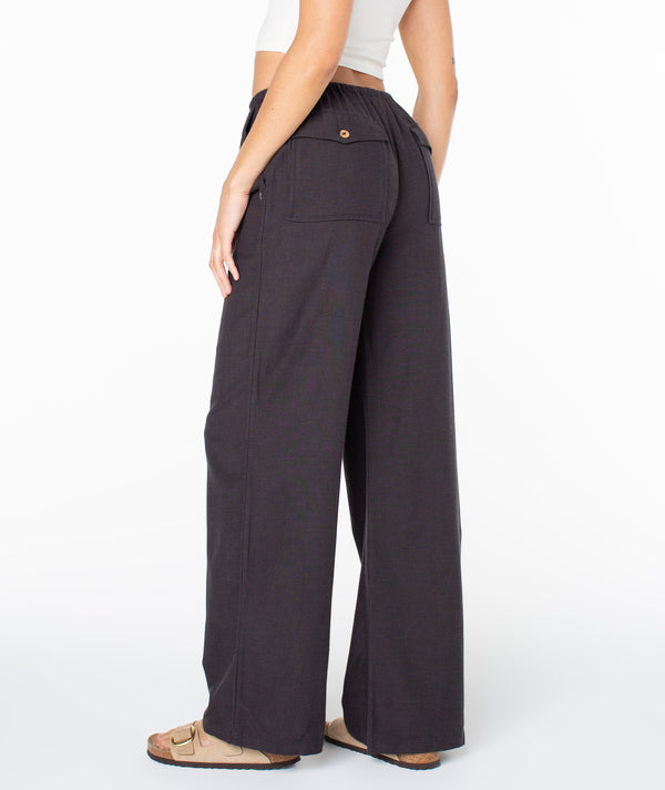Roxy Iyla Pant