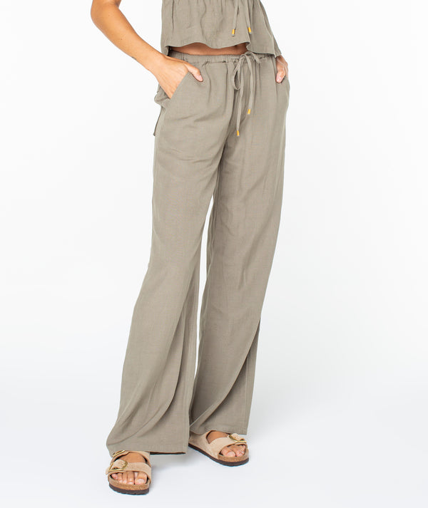 roxy Iyla Pant