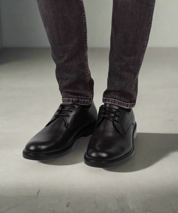 Royal Republiq Alias Dandy Derby Shoe