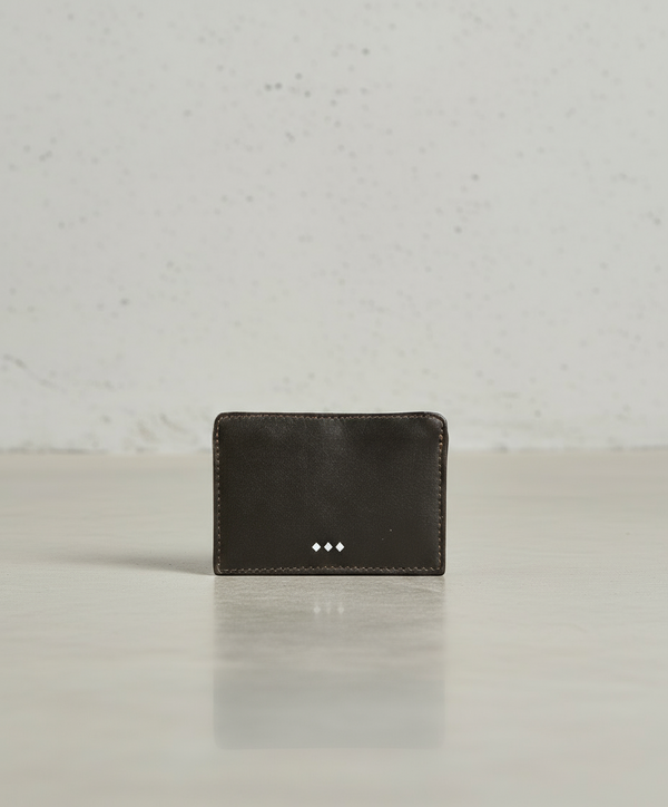 royal republiq Analyst Cardholder