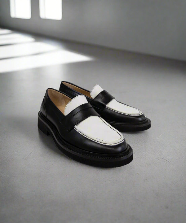 Royal Republiq Bond Blox Loafer 241 - White-on-Black