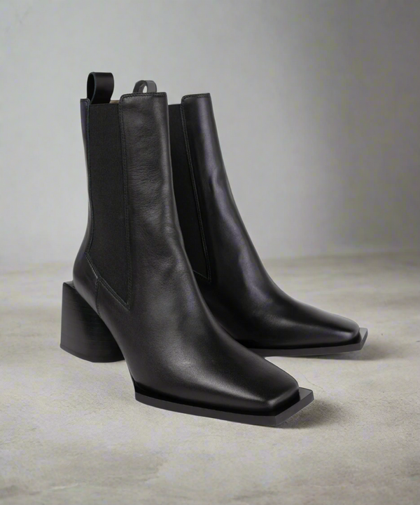 Royal Republiq Luna Chelsea Boot