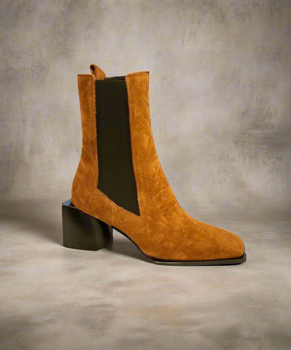 Royal Republiq Luna Chelsea Boot Suede 241