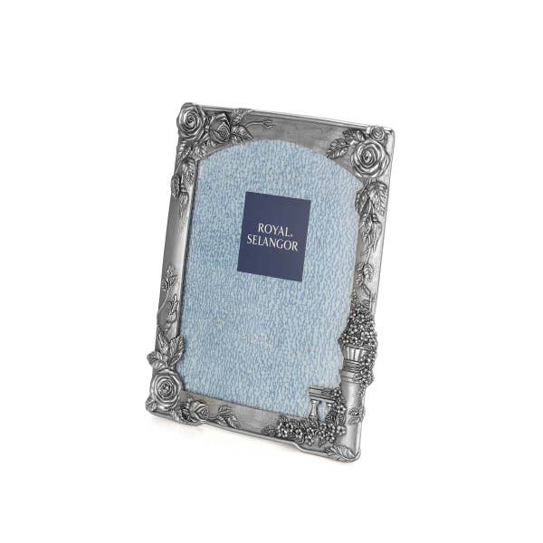 Royal Selangor Climbing Roses Photoframe 8R