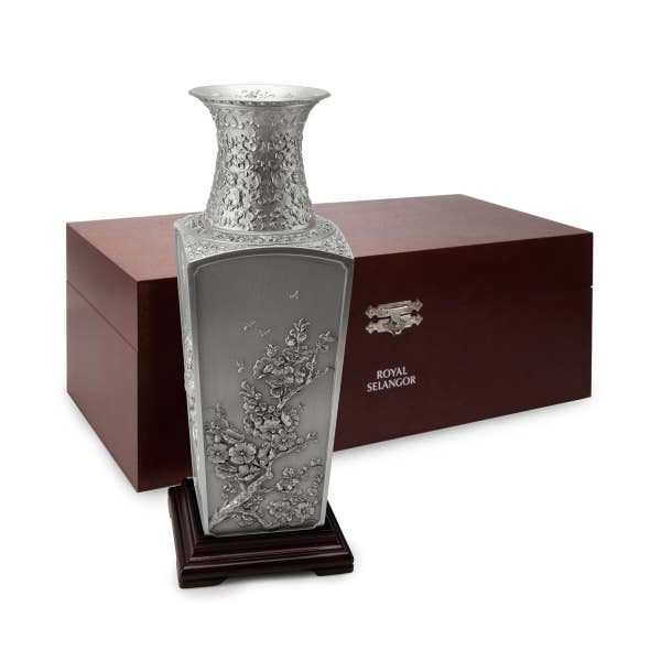 royal selangor Gift-boxed Four Seasons Vase LG