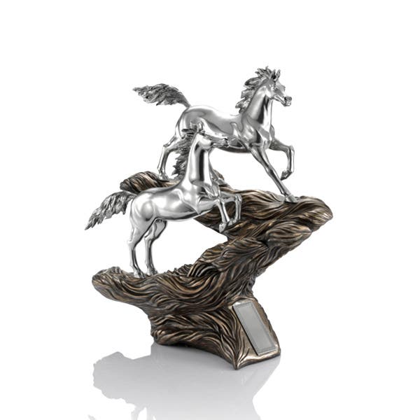 royal selangor The Horse - Quest of Victory Figurine