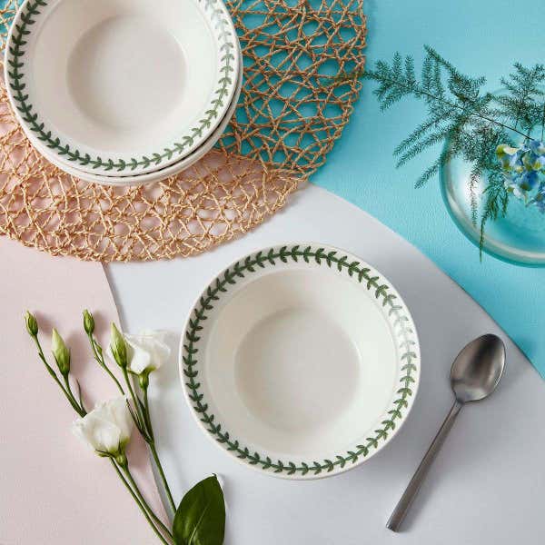 Royal Worcester Laurel Leaf Set Of 6 Cereal Bowls