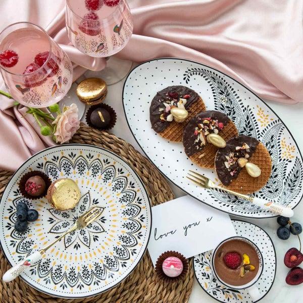 Royal Worcester Sara Miller Artisanne Noir Set Of 4 Salad Plates