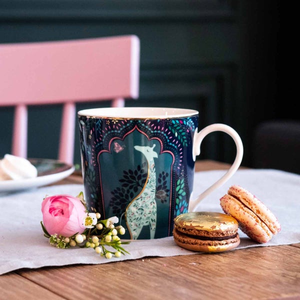 Royal Worcester Sara Miller India Giraffe's Courtyard Mug