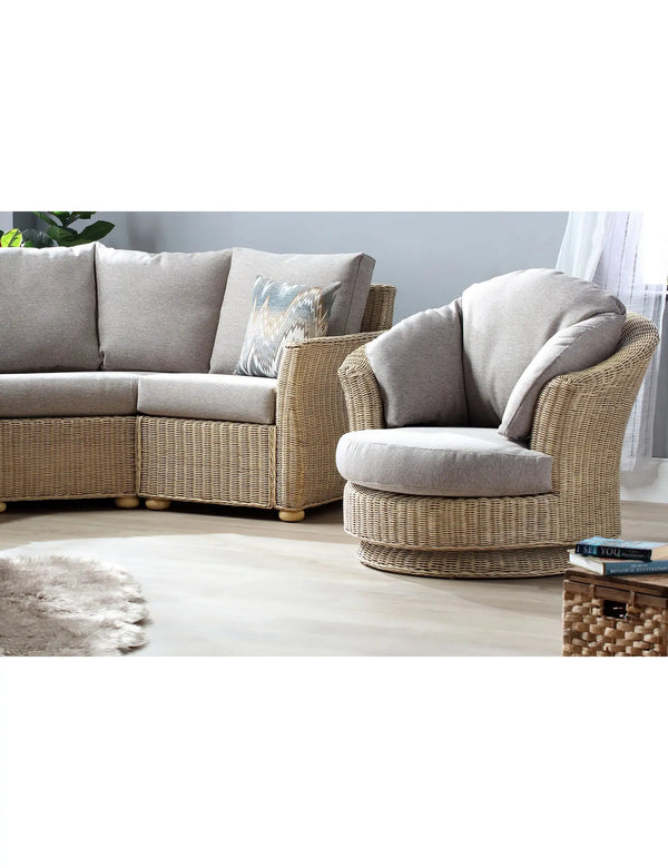 Royalcraft Vienna Lyon Swivel Chair