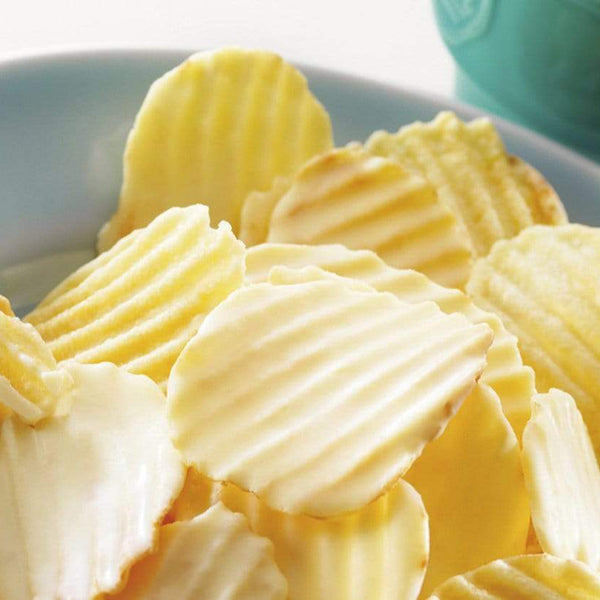 Royce Potatochip Chocolate "Fromage Blanc"