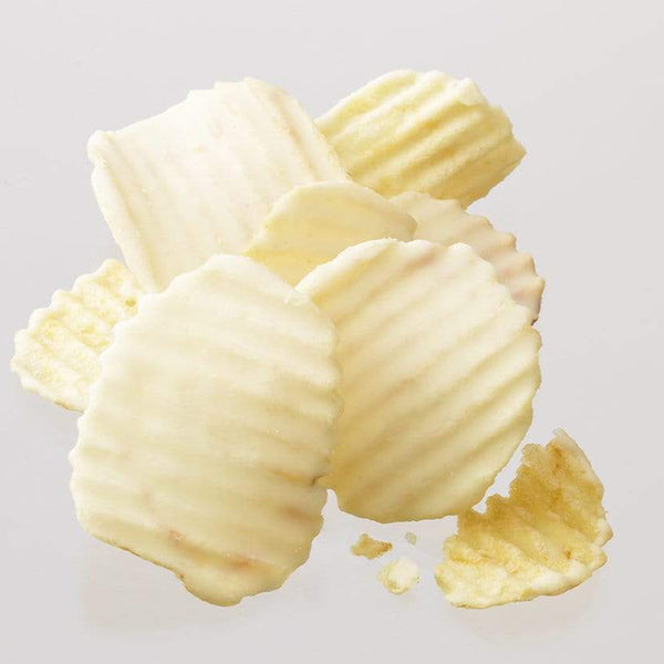 Royce Potatochip Chocolate "Fromage Blanc"