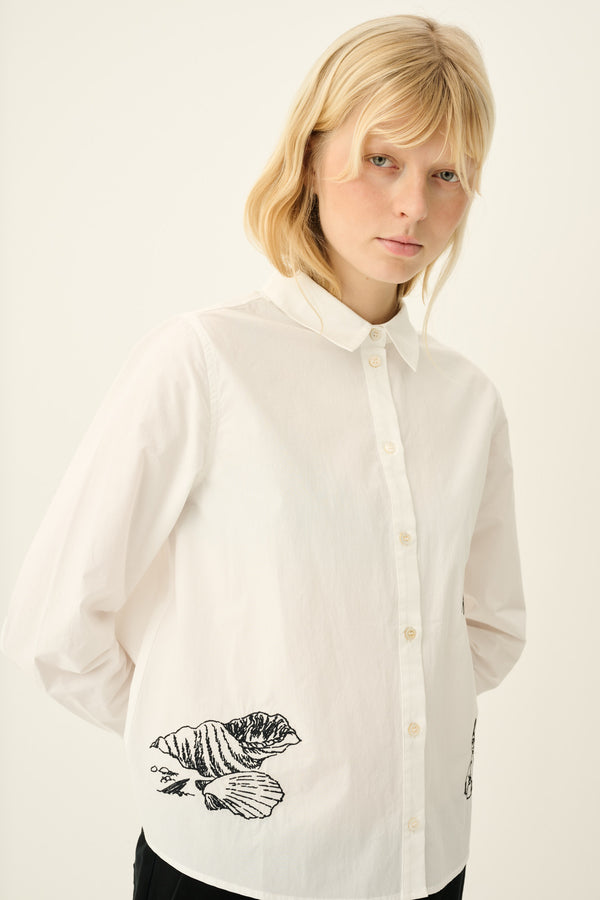 Rue De Tokyo SYLINA MOOMIN POPLIN EMBROIDERY - WHITE WITH BLACK EMBROIDERY