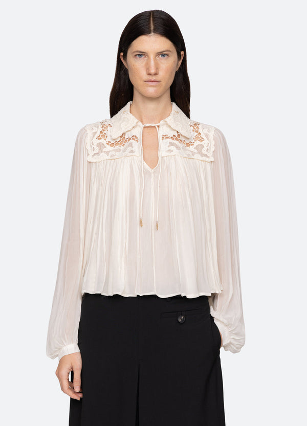 rue madam Blouse Aw25-032 Cream