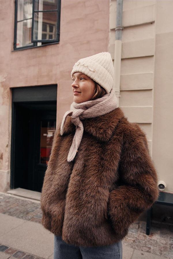 Rue Madam Coat Ybou Moka