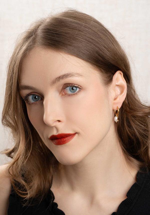 rue madam Earring White Star Earri Gold