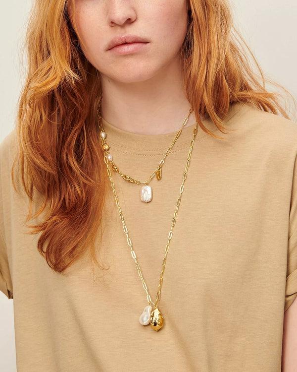 Rue Madam Necklace Choya Pearl Dore