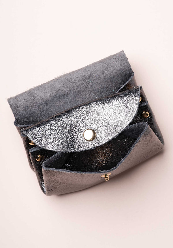 Rue Madam Pouch Accordeon Porte Argente-Fonce