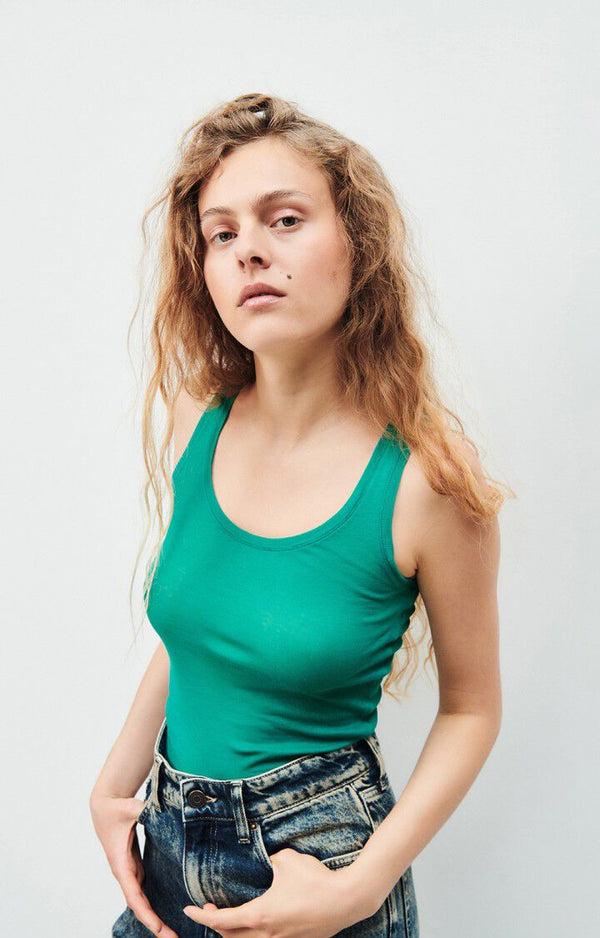 rue madam Tank Mas00 Paon