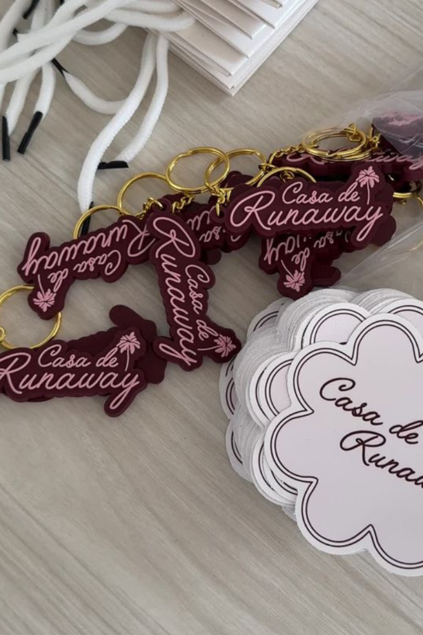 Runaway The Label KEY TO MY HEART JELLY KEYCHAIN - CHERRY/MUSK
